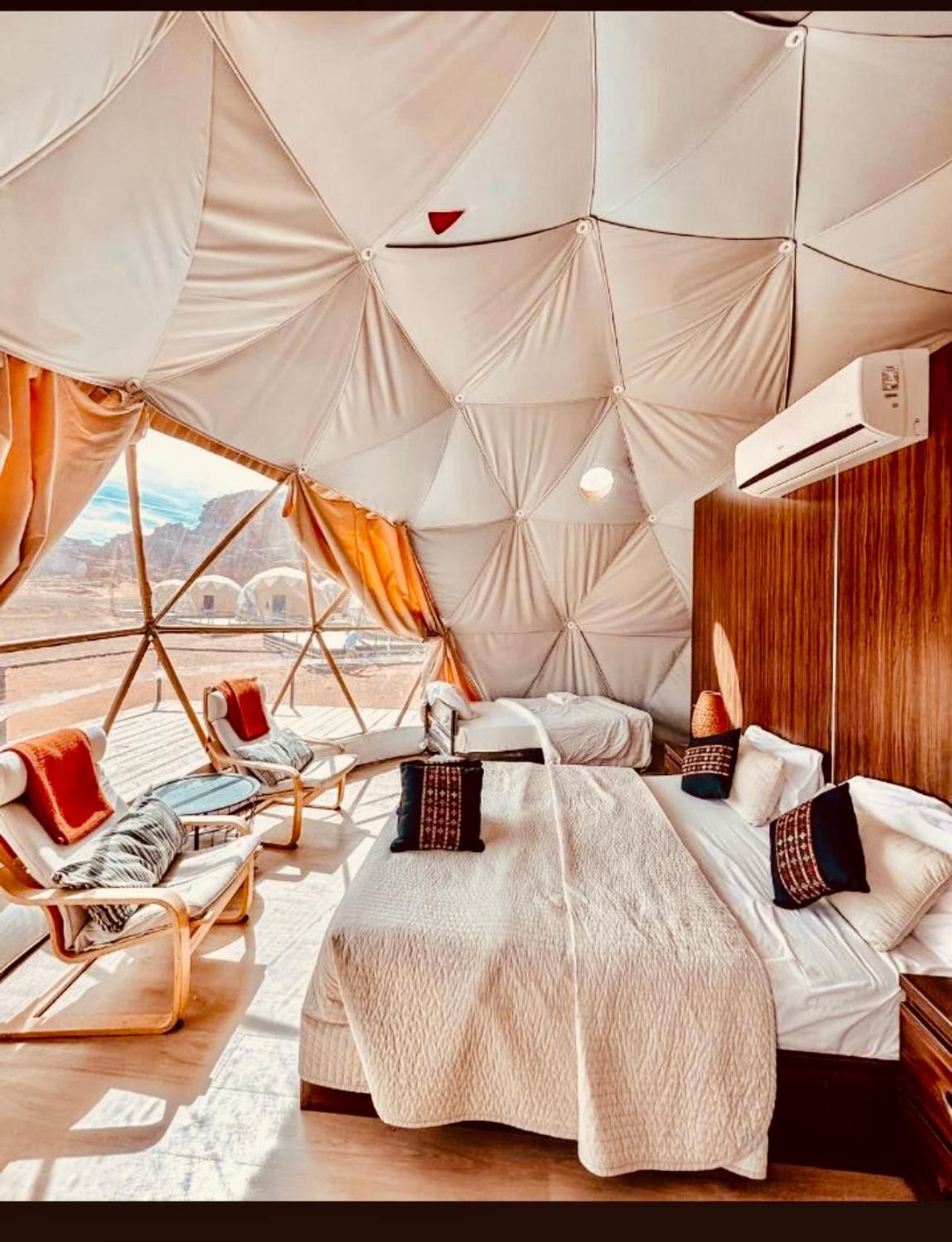 Luksusowy namiot Angelina Luxury Camp 5*